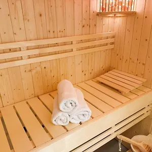 Coco Romantic In - Sauna , Antwerpen België